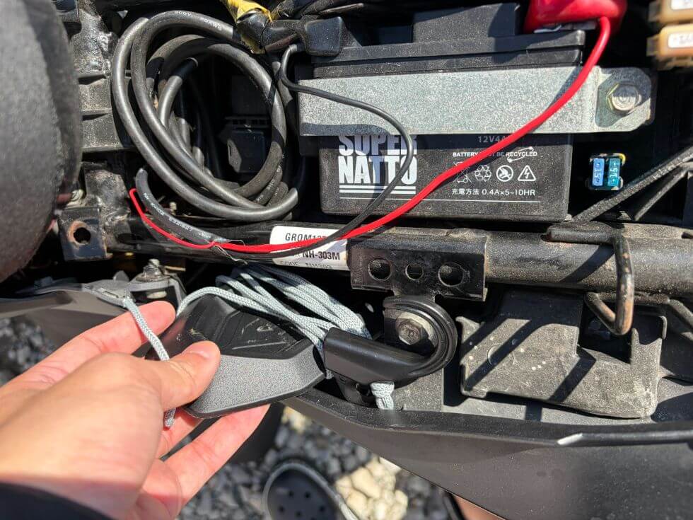 ひまじんのバイクブログ | 【バイク】デイトナのスタンドホルダーが便利すぎた!砂利やキャンプ場でも安心 ひまじんのバイクブログ | 【バイク】デイトナのスタンドホルダーが便利すぎた!砂利やキャンプ場でも安心